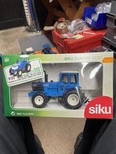 SIKU  2855 Ford 8830 1:32
