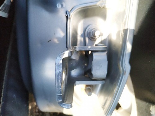 Nissan almera rear door hinge - ,
