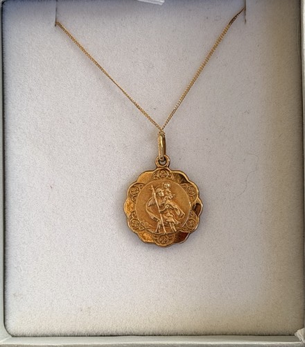 9ct gold christopher - 9ct, st