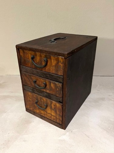 Vintage wooden trinket box