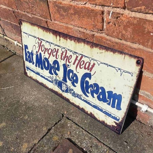 Vintage distressed effect - vintage,