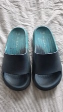 Primark Size 2 Sliders Flip