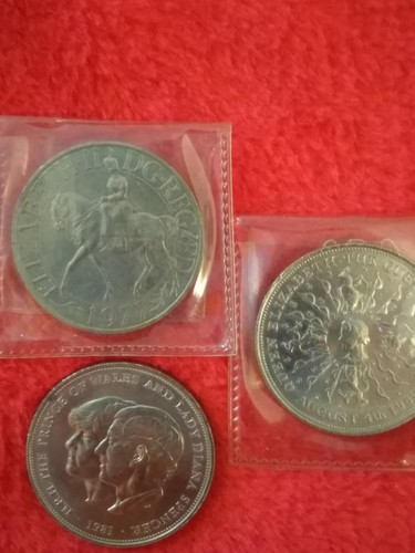 Coins 1977 silver jubilee - x,