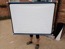 VINTAGE BOOTS SIMPLEX  TABLE TOP PROJECTOR SCREEN - MINT