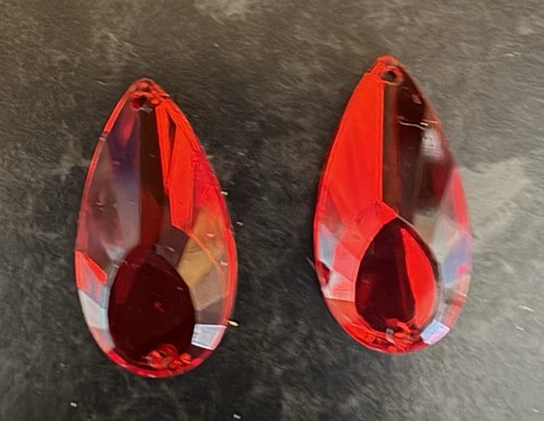 Two red vintage pendant - , drop