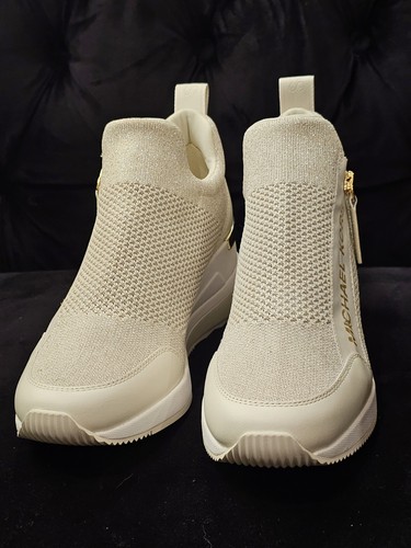 Woman sneakers athletic - &,