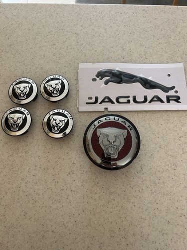 Jaguar black pack car badges - black,
