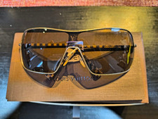 LOUIS VUITTON Damier Shield