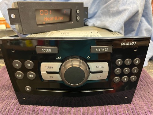 Vauxhall corsa cd30 mp3 - d,