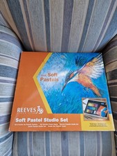 Reeves - Soft Art Pastel Studio Set. USED - good condition.