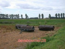 PHOTO  AGRICULTURAL ROLLER IN