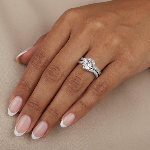 Side stone engagement ring - side,