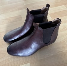 H by Hudson Chelsea Boots Size
