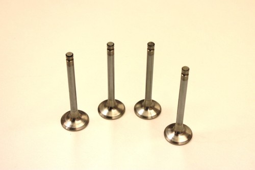 Set exhaust valves - of,