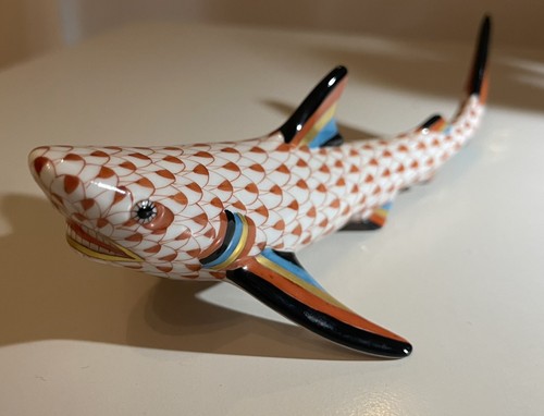 Herend rust fishnet shark - fishnet,