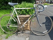 Raleigh Equipe racing bike