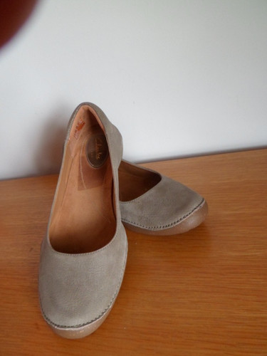 Ladies grey nubuck clarks - ladies,