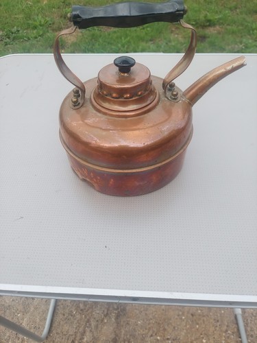 Vintage copper kettle with old - with,