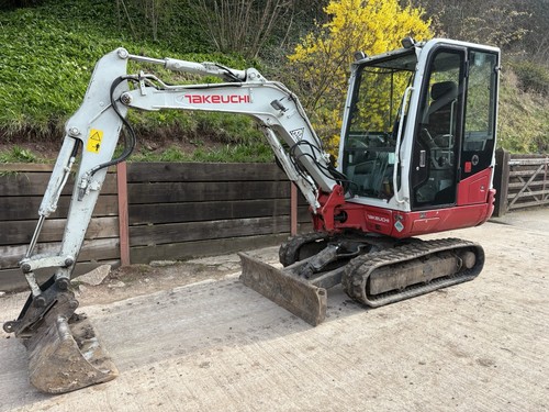 Takeuchi excavator 230 - takeuchi,