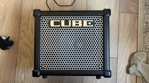 Roland cube 10gx guitar bass - 10gx, guitar/bass