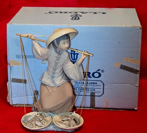 Lladro fish plenty chinese - *fish, plenty*