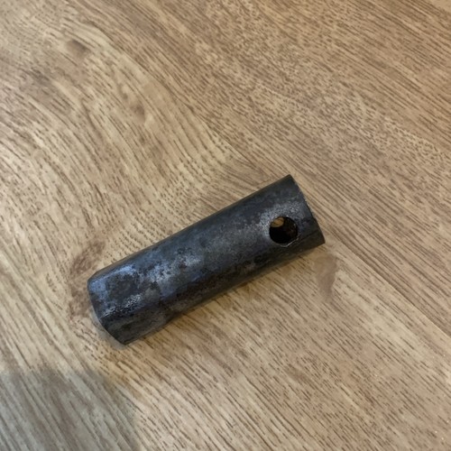 Spark plug box - box, 13/16"