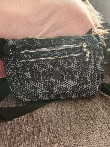 Lorenz top zip - , cross-body