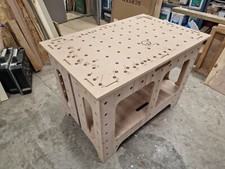 Portable  foldable workbench
