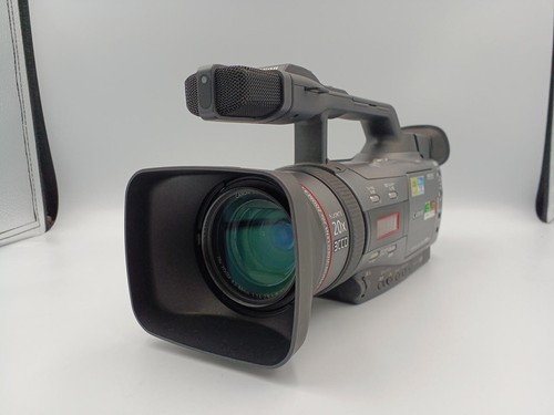 Near mint canon xv2 - [near,
