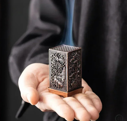 Square vertical incense - vertical,