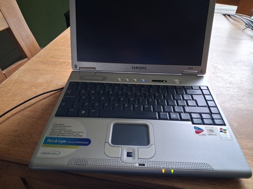 Vintage samsung x05 windows - vintage,