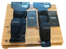 Oakley All Mountain Rz-labs Knee & Elbow guards Pads Size S/M Biking FREEPOST