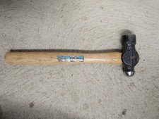 Stanley 1 1/2 lbs  Ball Pein Hammer With Hickory Handle