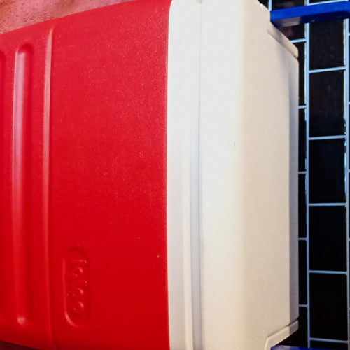 Igloo ice chest cooler - chest,
