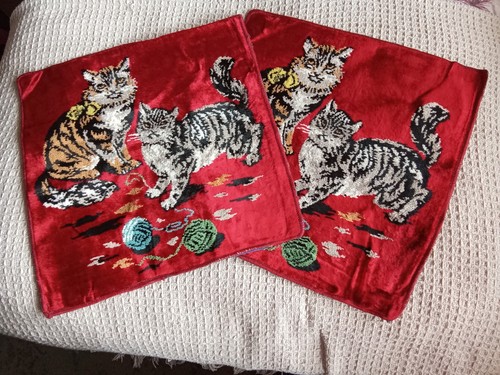 Vintage velour cushion - velour,