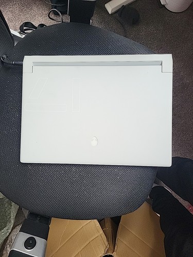 Alienware x17 p48e - x17,