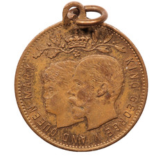 MEDAL COMMEMORATING THE ROYAL