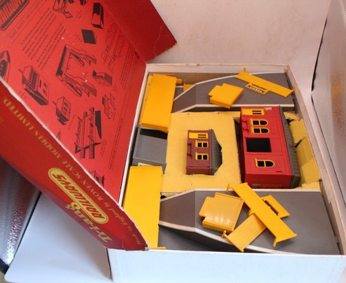 Vintage tri ang r81 - vintage, boxed