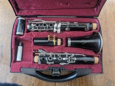 Lovely Buffet E11 Wooden Bb Clarinet (Full Service)