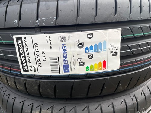 225 bridgestone runflat - 19,