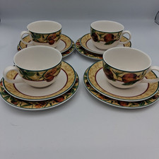 Royal Doulton everyday Augustine Tea Service 4 Cups Saucers Side Plates Set Trio