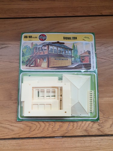 Airfix scale signal box - 00/h0,