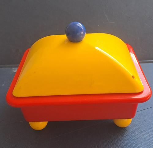 Vintage plastic butter dish - plastic,