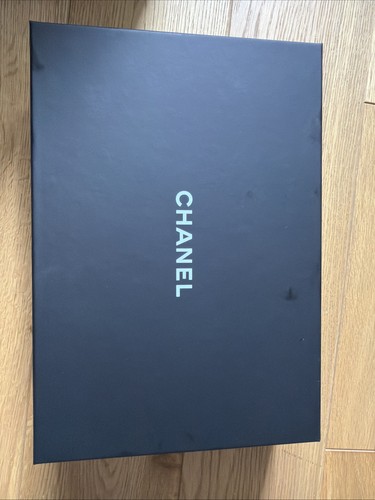 Chanel phone holder crossbody - chanel,