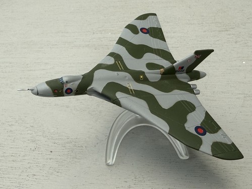 Corgi diecast cs90567 - diecast, avro