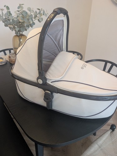 Egg pushchair pram carrycot - egg, pushchair/pram