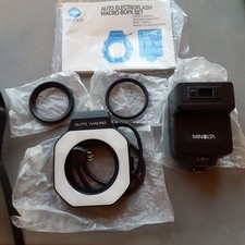 Minolta  Macro Ring Flash set  80 PX Auto Electro flash.