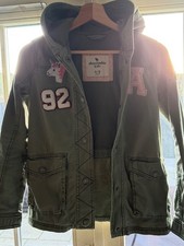 Abercrombie & Fitch Khaki