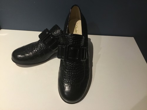 Preowned ladies clarks - preowned,