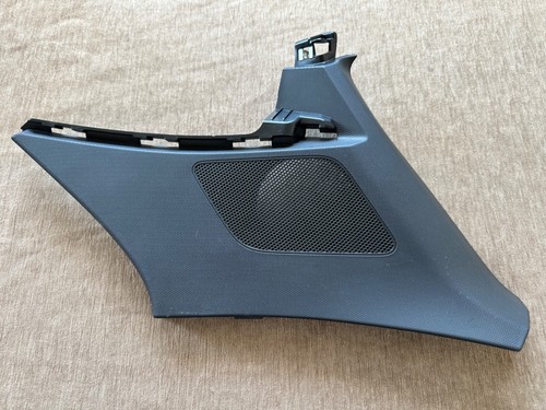 Audi post trim - a3, 8y